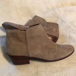 Sam Edelman Booties/ Putty Suede